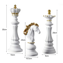 Escultura Trio de Peças de Xadrez - Zinova