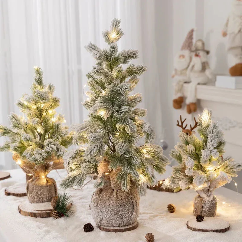 Árvore de Natal Artificial com Neve e Luzes Quentes de Mesa - Zinova