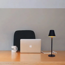 Candeeiro de Mesa Recarregável - Zinova