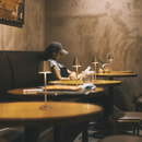 Candeeiro de Mesa Recarregável - Zinova